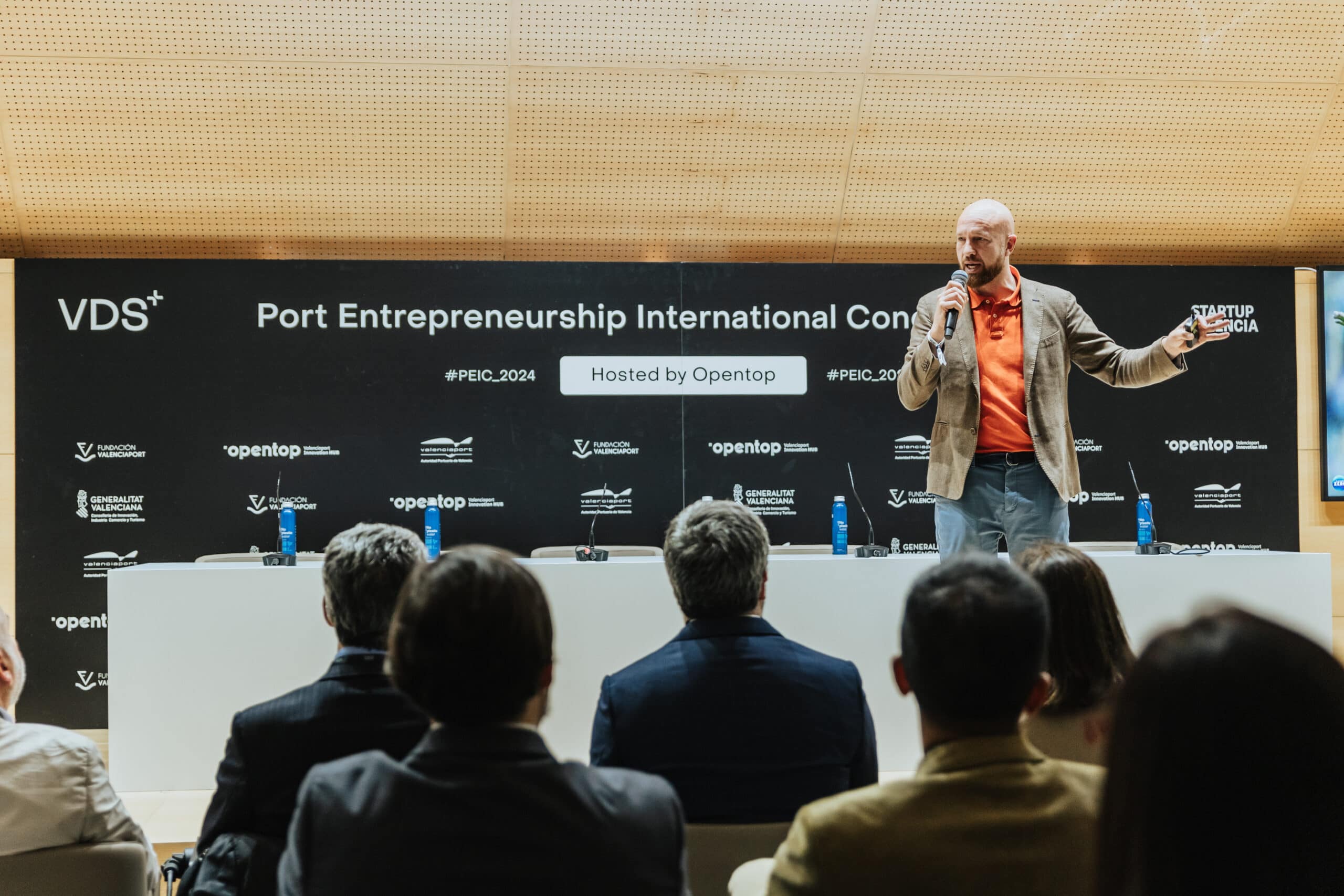 Opentop abre la convocatoria para startups que quieran participar en el congreso internacional PEIC 2025