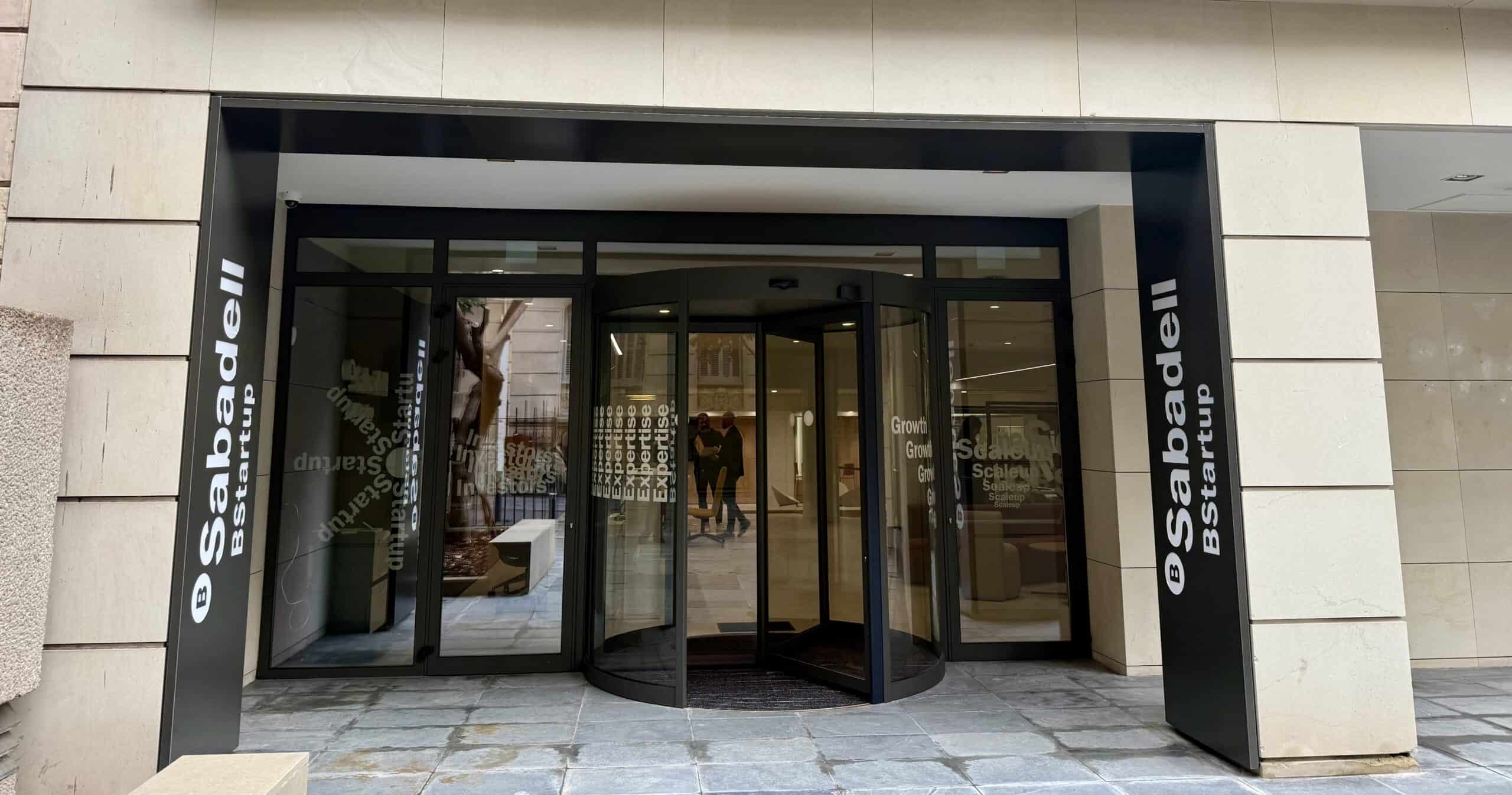 Banco Sabadell inaugura un nuevo Hub dedicado 100% a startups en Barcelona