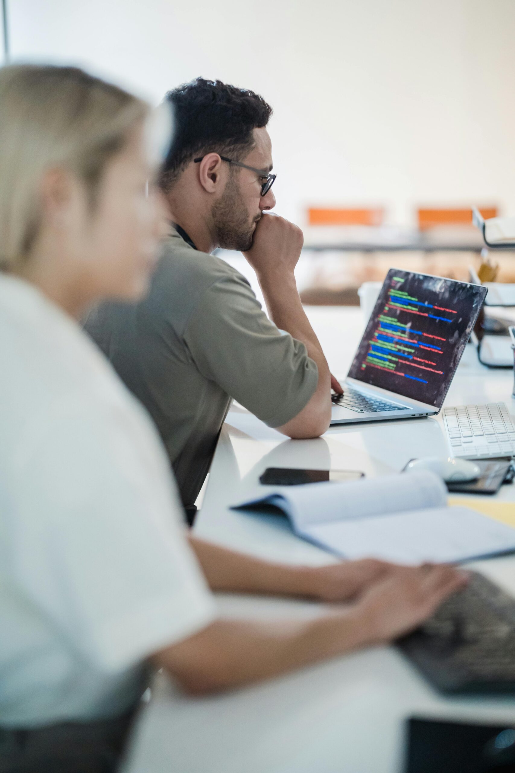 Entravel adquiere Moca Traveltech Group para llevar los viajes impulsados con IA a los países hispanohablantes