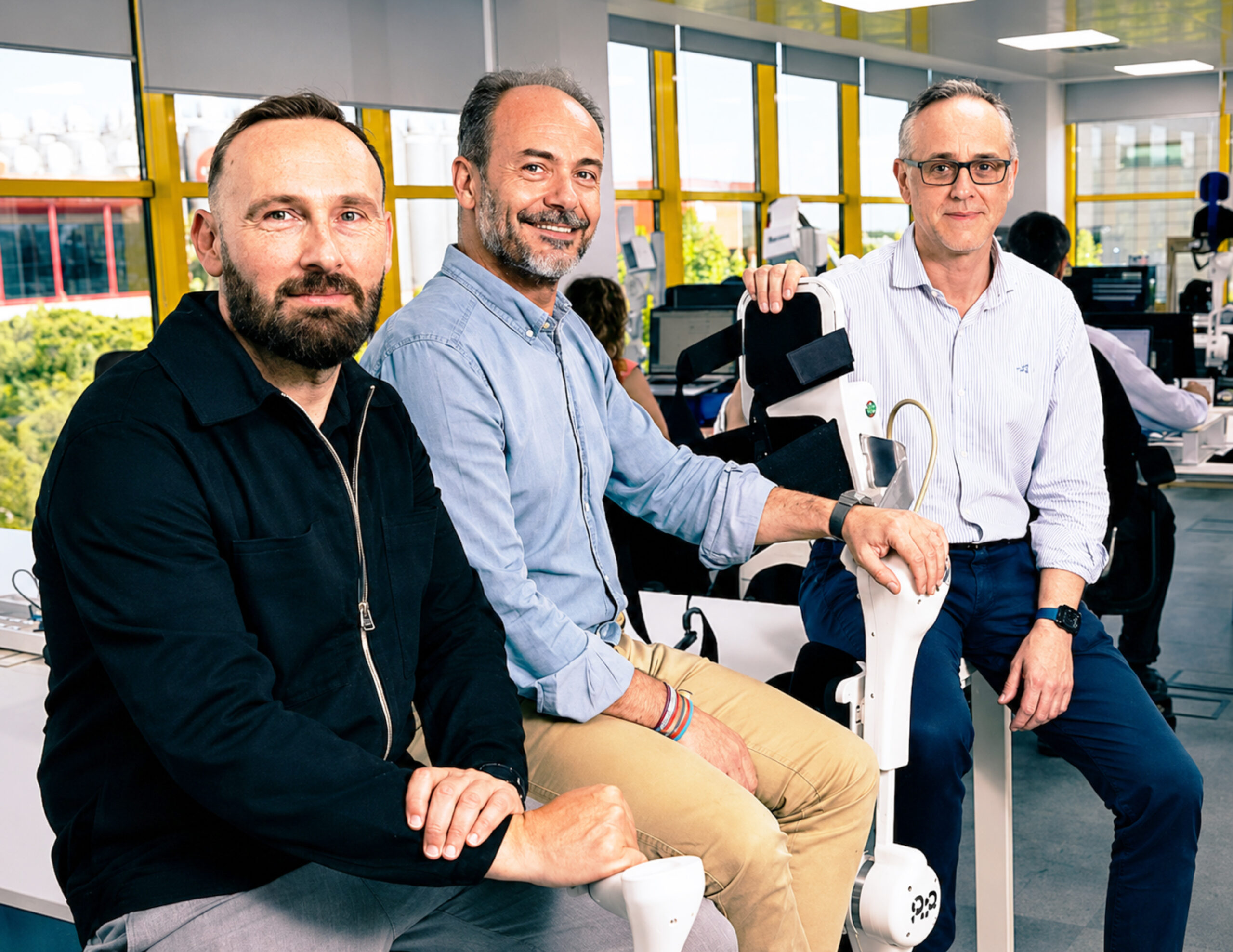 ROBOPEDICS desarrolla una pierna biónica que permite a personas con hemiplejia volver a caminar de forma autónoma