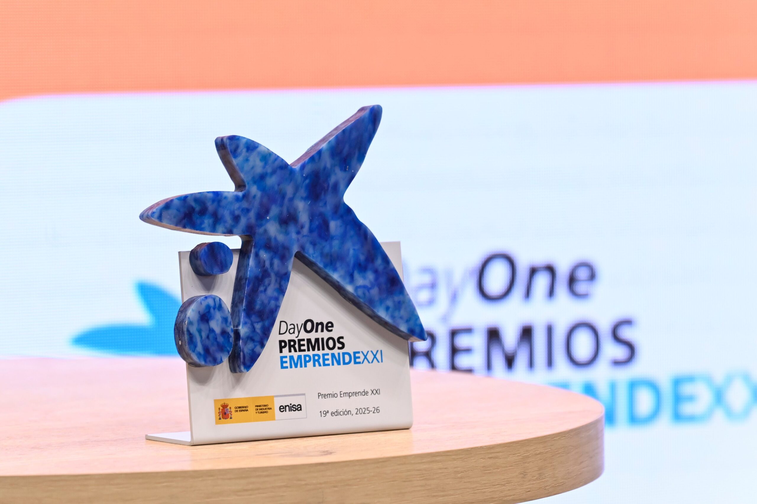 Los Premios EmprendeXXI abren su nueva convocatoria