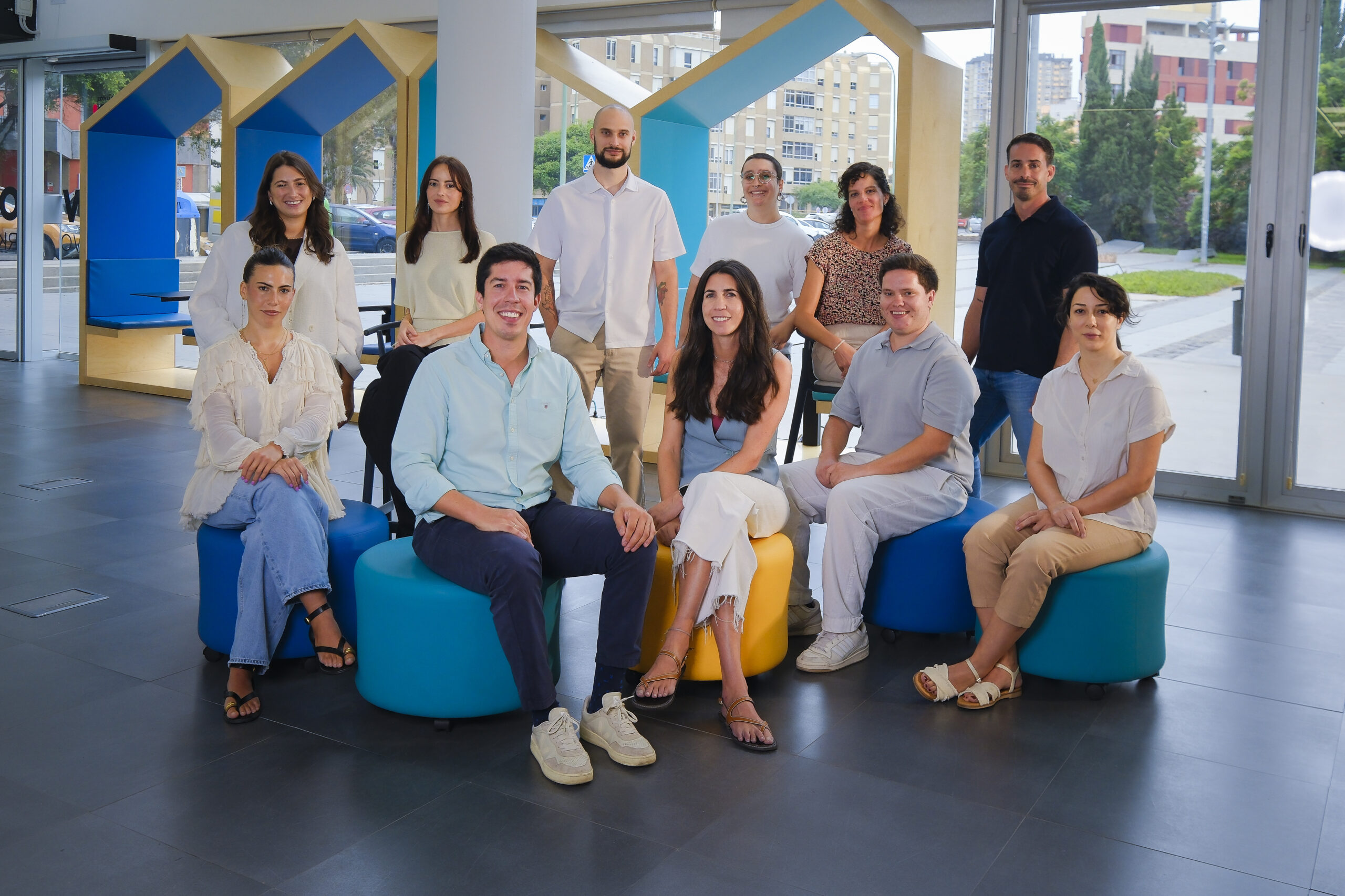 Reply Next cierra una ronda pre-seed de 400.000 euros para convertirse en el “cerebro digital” de las marcas con múltiples ubicaciones